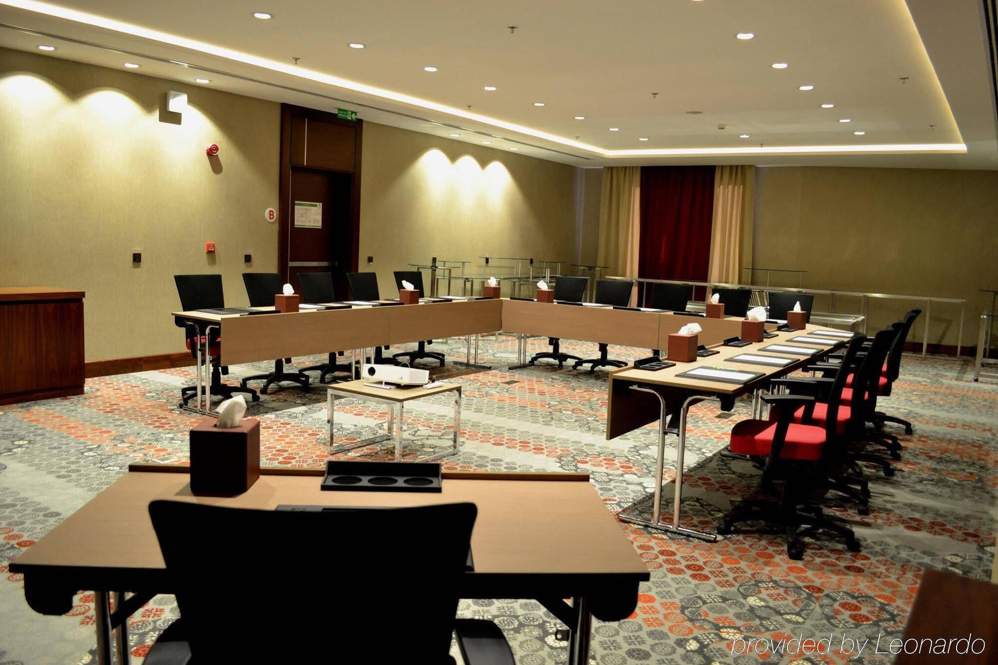 Holiday Inn Jeddah Gateway By Ihg Exterior foto